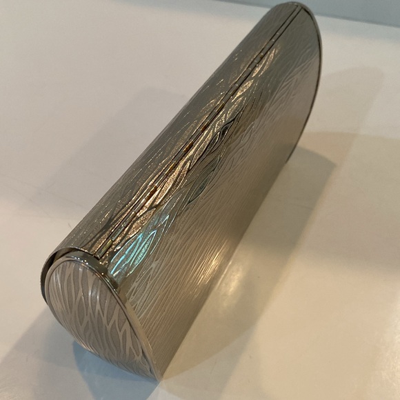 Vintage Poeter / Romo Italy silver metal textured hard shell clutch purse - Picture 16 of 16